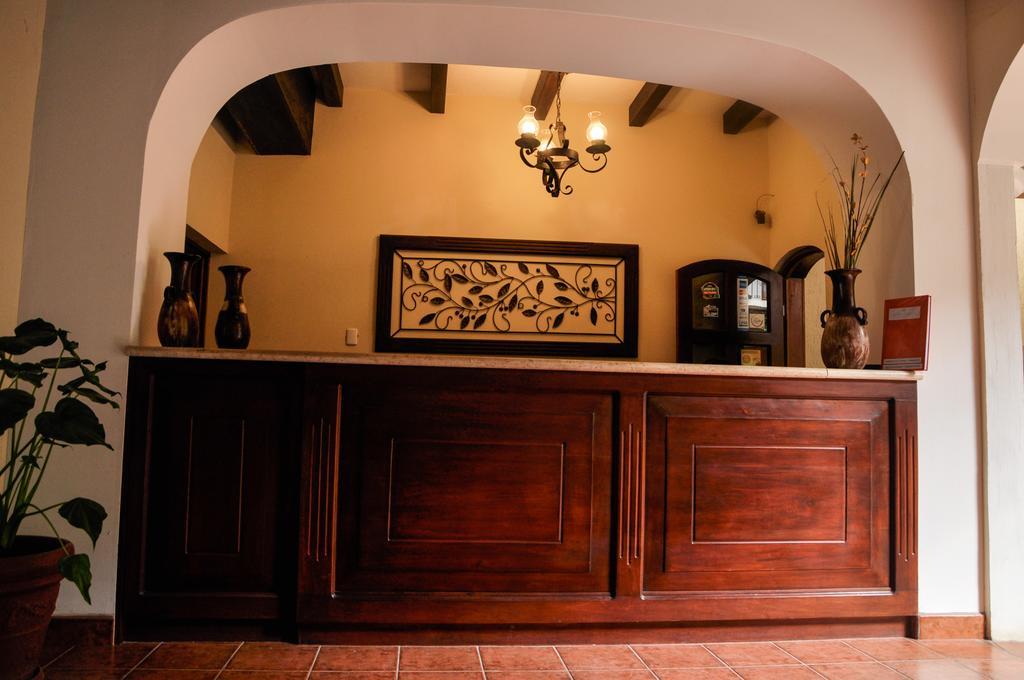 פלורס Hotel Quinta Maya מראה חיצוני תמונה