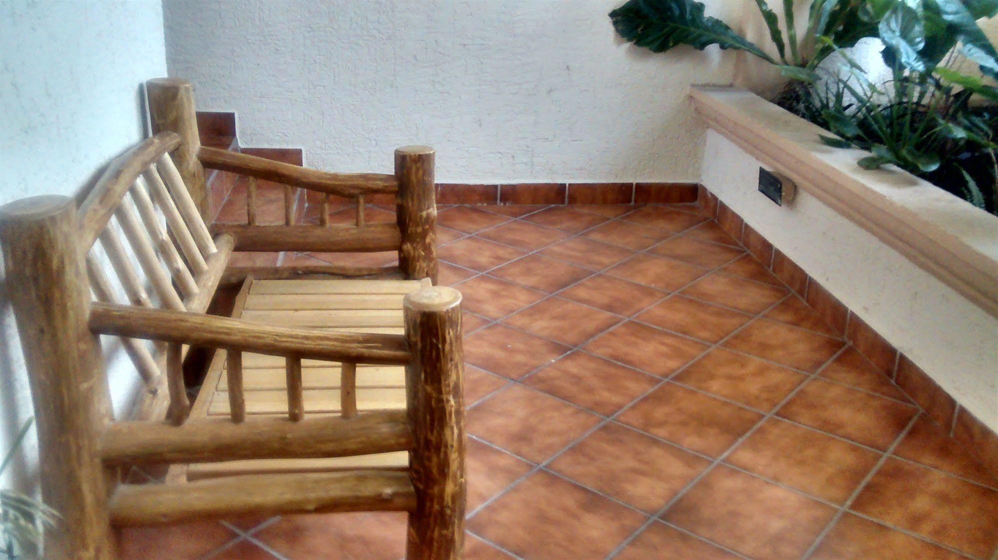 פלורס Hotel Quinta Maya מראה חיצוני תמונה