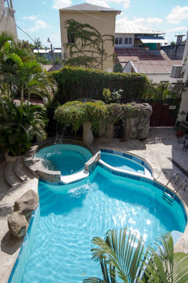פלורס Hotel Quinta Maya מראה חיצוני תמונה