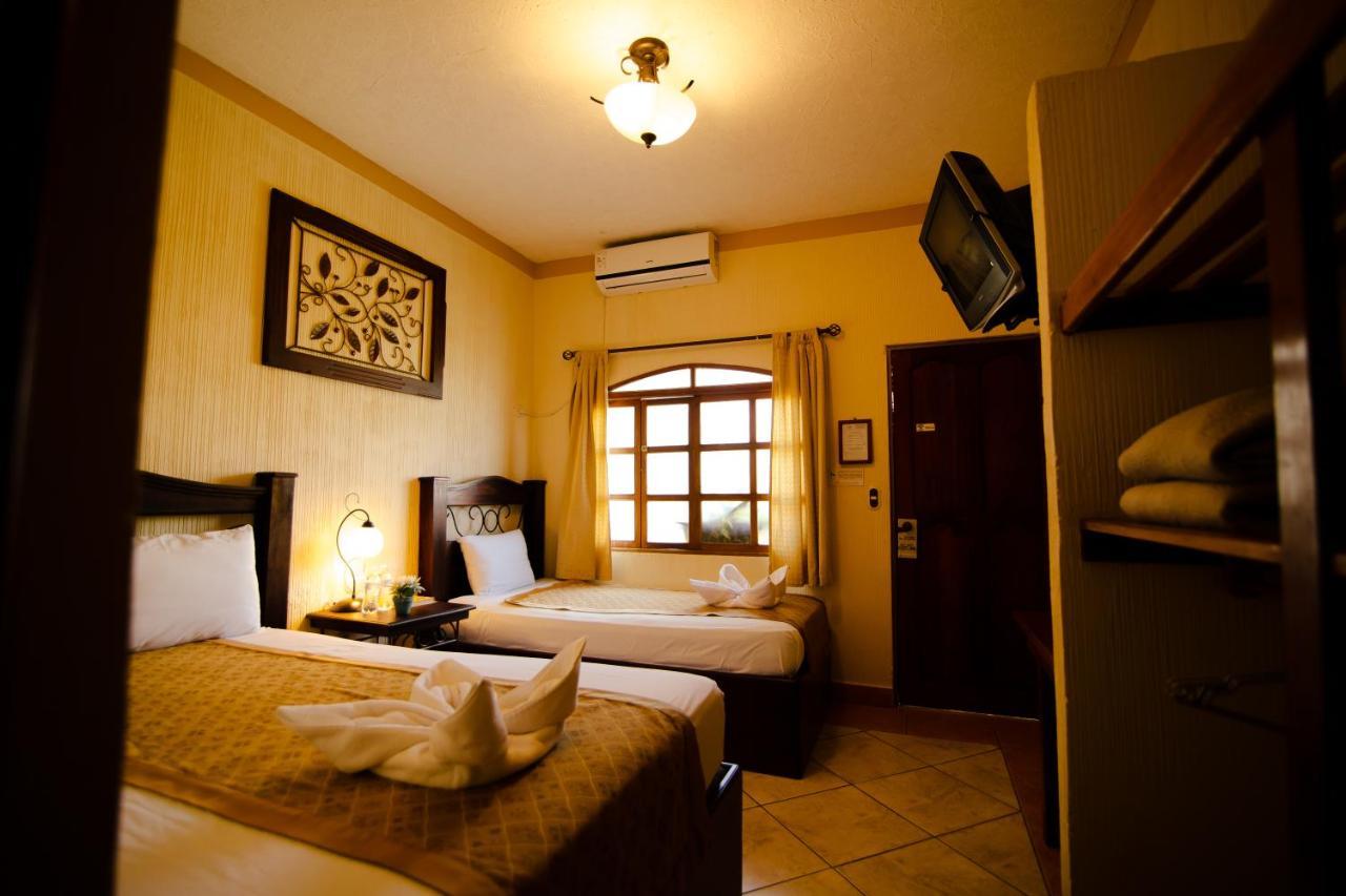 פלורס Hotel Quinta Maya מראה חיצוני תמונה
